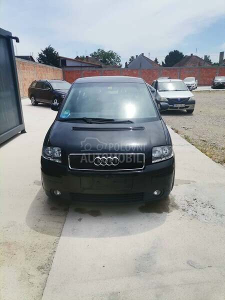 Audi A2 1.6 fsi totalni ful