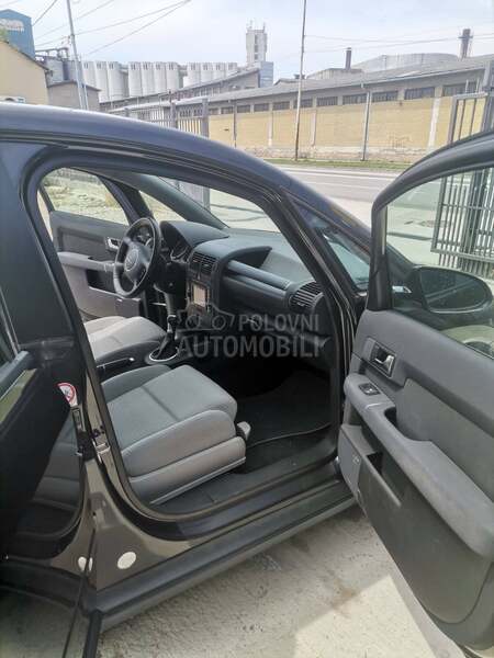 Audi A2 1.6 fsi totalni ful