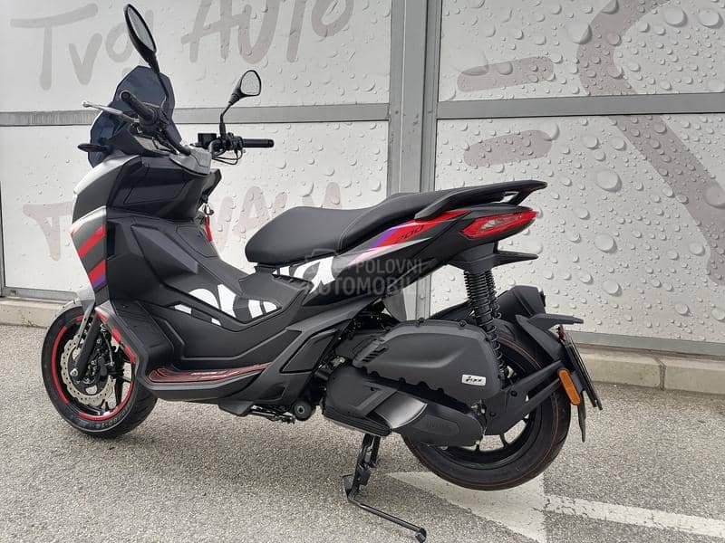 Aprilia SR GT 200 REPLICA NOV
