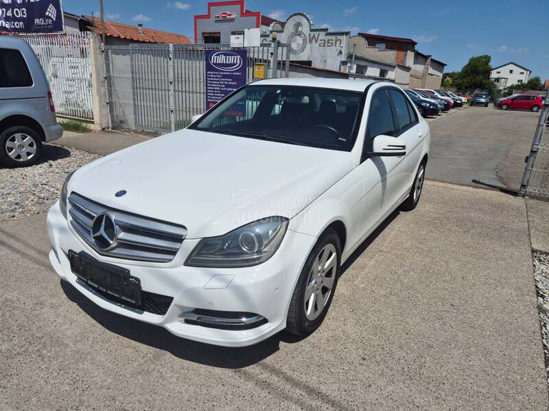 Mercedes Benz C 200 Elegance