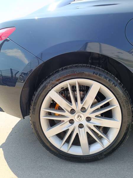 Renault Laguna 