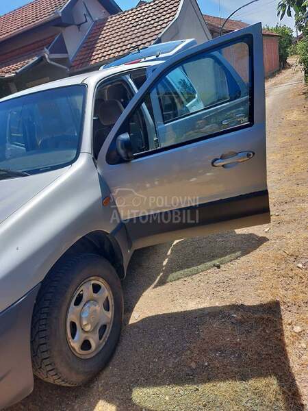 Mazda Tribute SUV