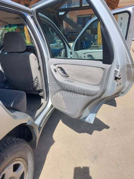 Mazda Tribute SUV