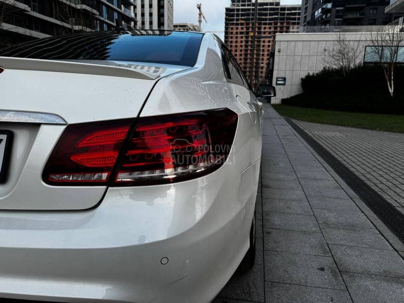 Mercedes Benz E 350 