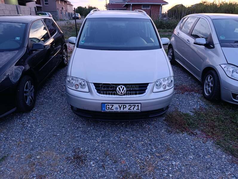 Volkswagen Touran 
