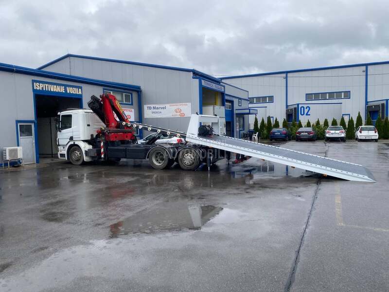 Scania P320 sa kranom