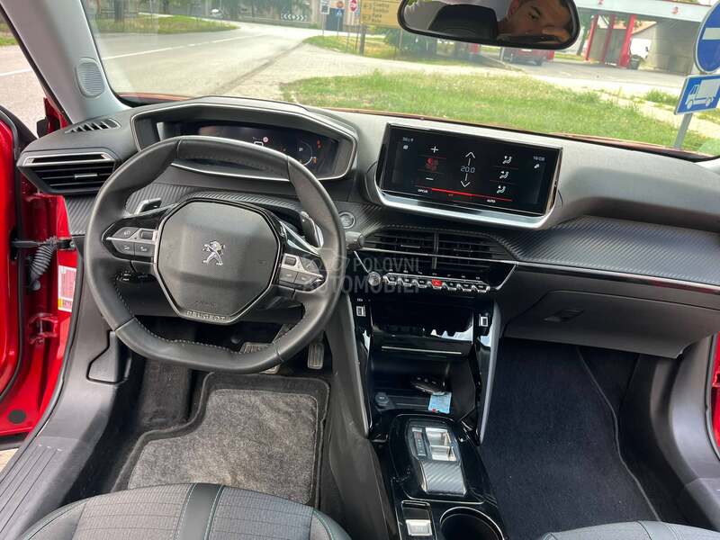 Peugeot 2008 1.5BHDI ALLURE