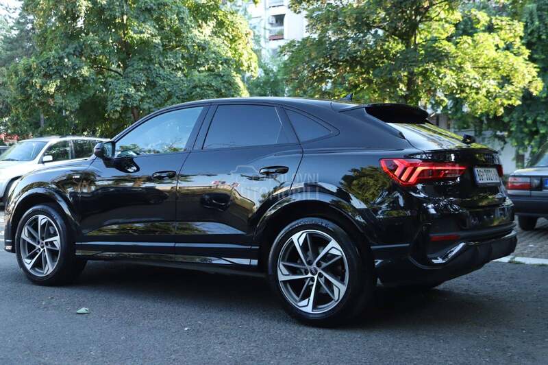 Audi Q3 