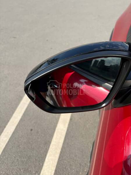 Citroen C3 1.2 Shine EAT6