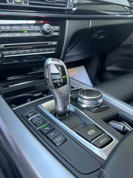 BMW X5 2.O/231/PAN0/CH