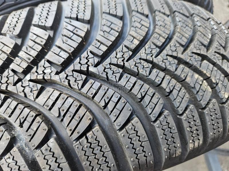 Hankook 185/70 R14 Sve sezone