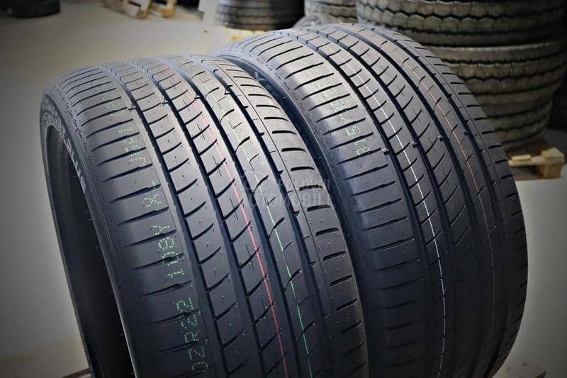 Tourador 285/40 R22 Letnja
