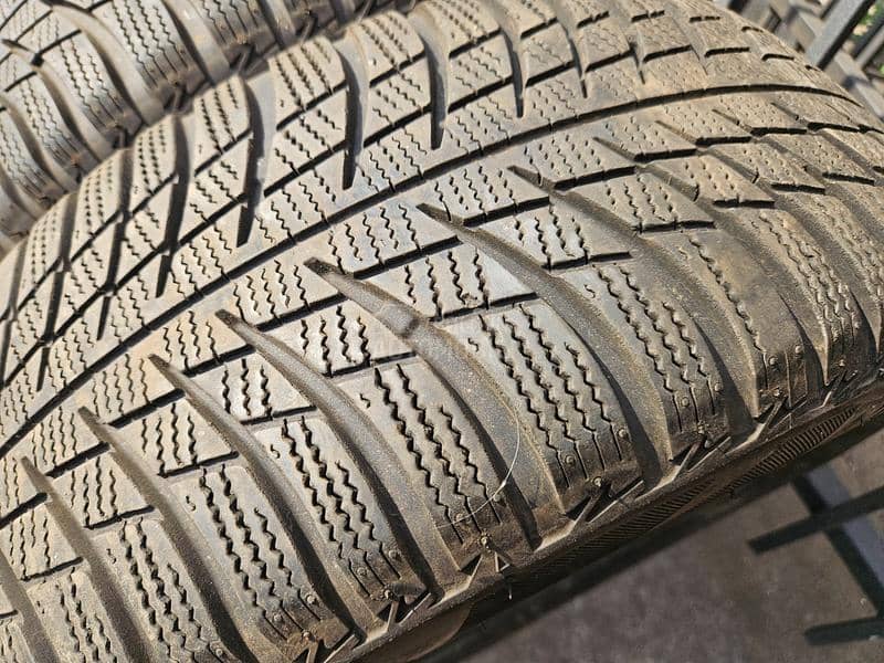 Bridgestone 205/55 R16 Sve sezone