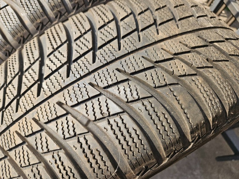Bridgestone 205/55 R16 Sve sezone