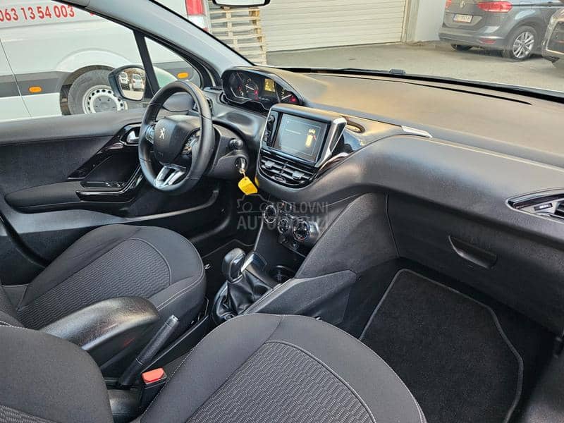 Peugeot 208 1.5hdi 100