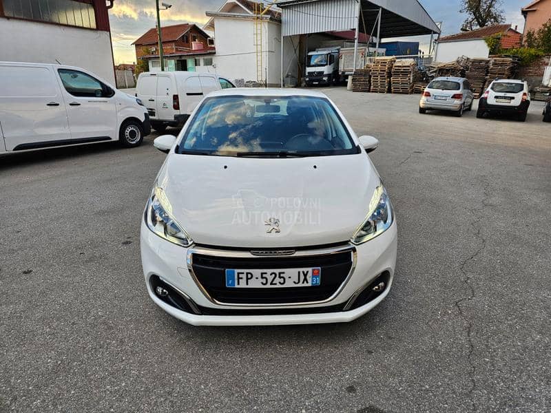Peugeot 208 1.5hdi 100