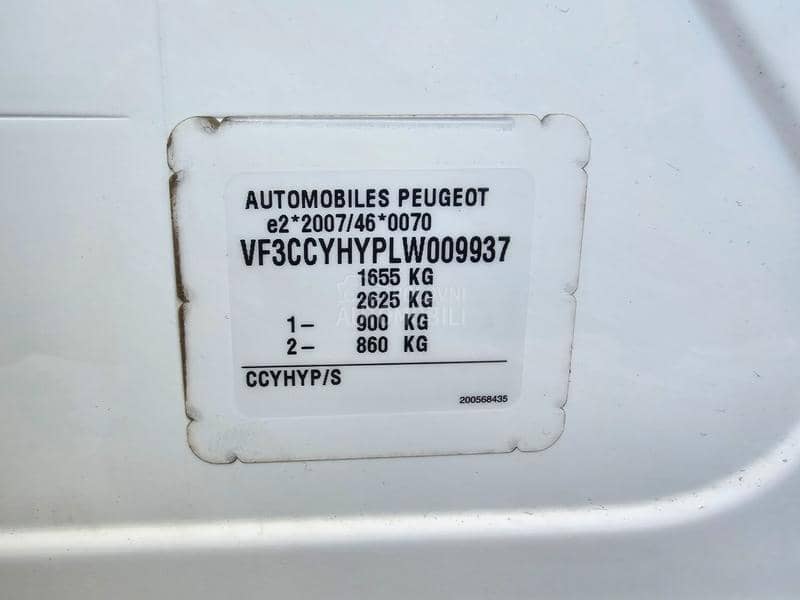 Peugeot 208 1.5hdi 100