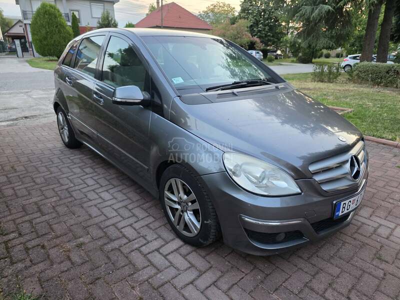 Mercedes Benz B 180 sport