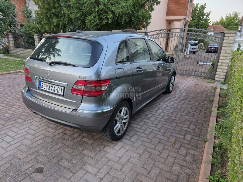 Mercedes Benz B 180 sport