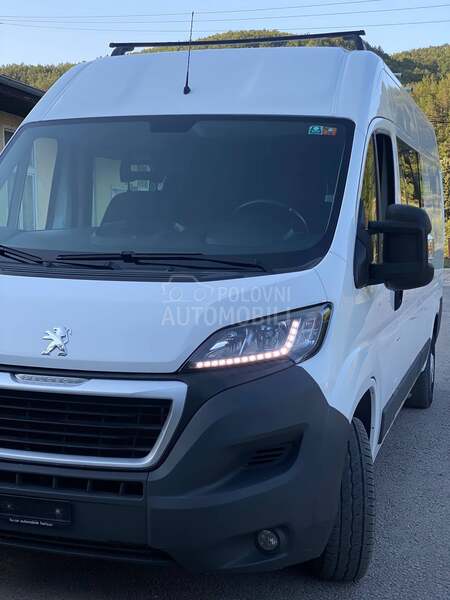 Peugeot Boxer Kombinovani 7 sedista