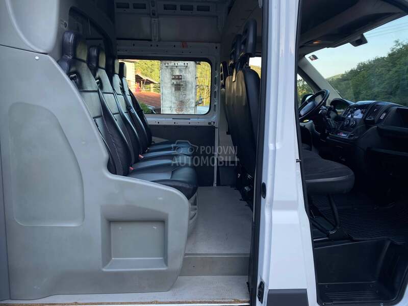 Peugeot Boxer Kombinovani 7 sedista