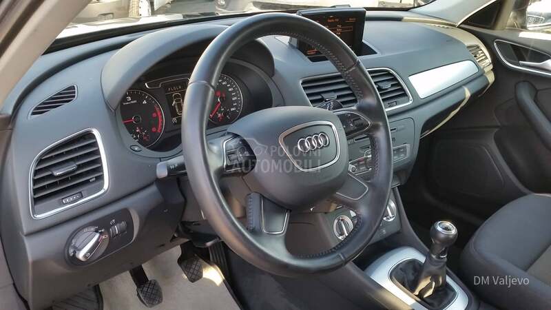 Audi Q3 2.0 TDI LED/NAV/T0P