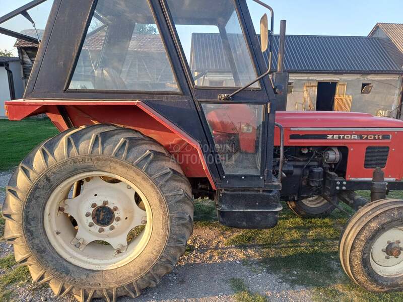 Zetor 7011