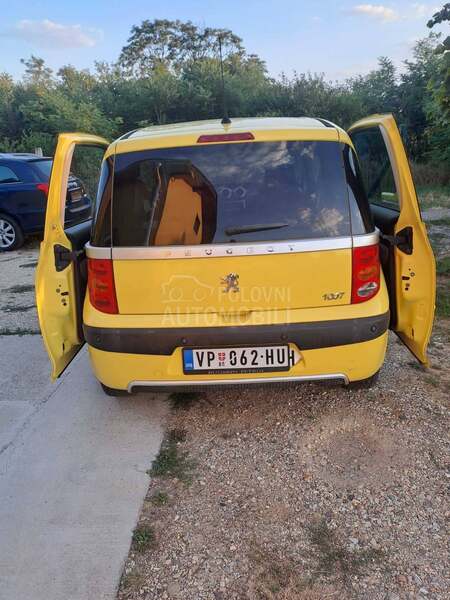 Peugeot 1007 