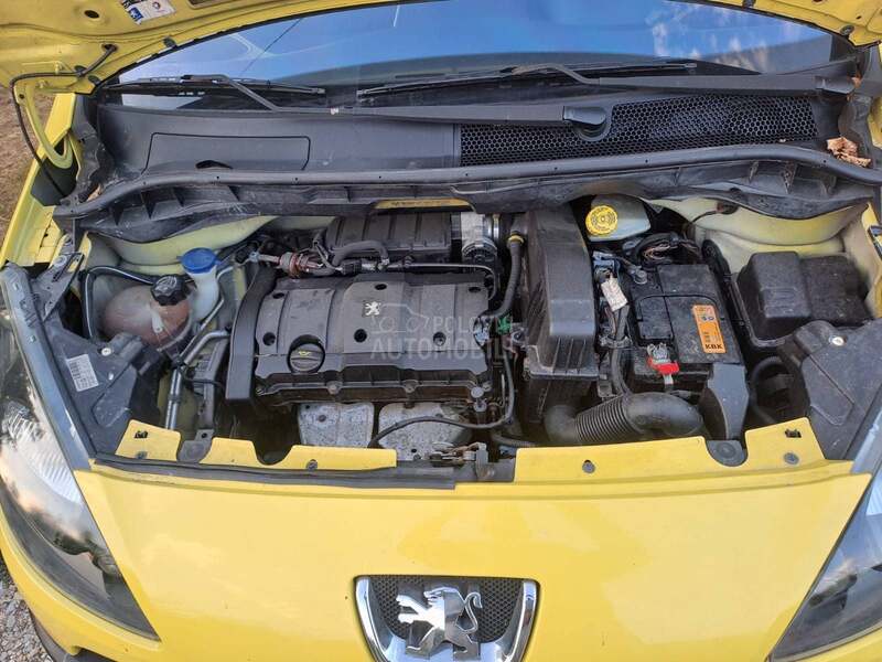 Peugeot 1007 