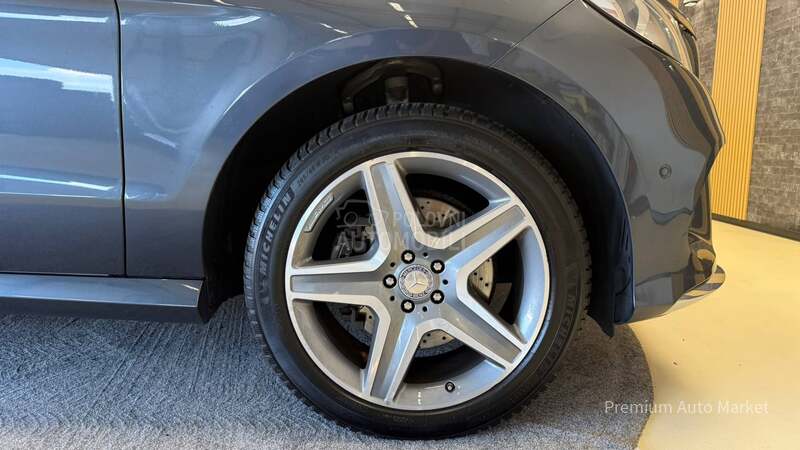 Mercedes Benz GLE 250 //2.2d/AMG//SALON