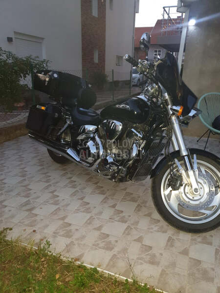 Honda VTX 1800c