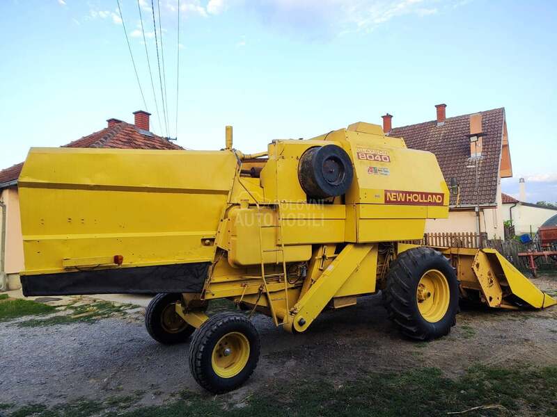 New Holland 8040
