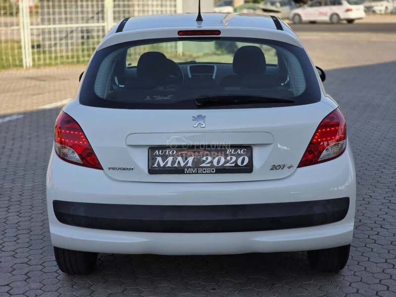 Peugeot 207 PLUS NEMA BOLJI