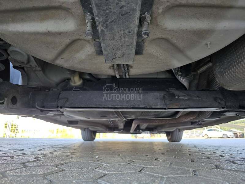 Peugeot 207 PLUS NEMA BOLJI