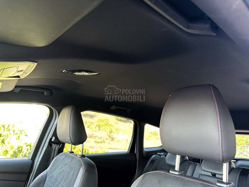 Ford Kuga 2.0 4x4 ST-LINE