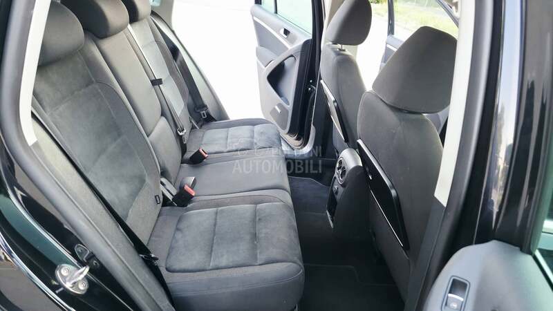 Volkswagen Tiguan 2,0TDI R-LINE NAVl