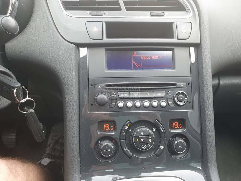 Peugeot 5008 1.6T