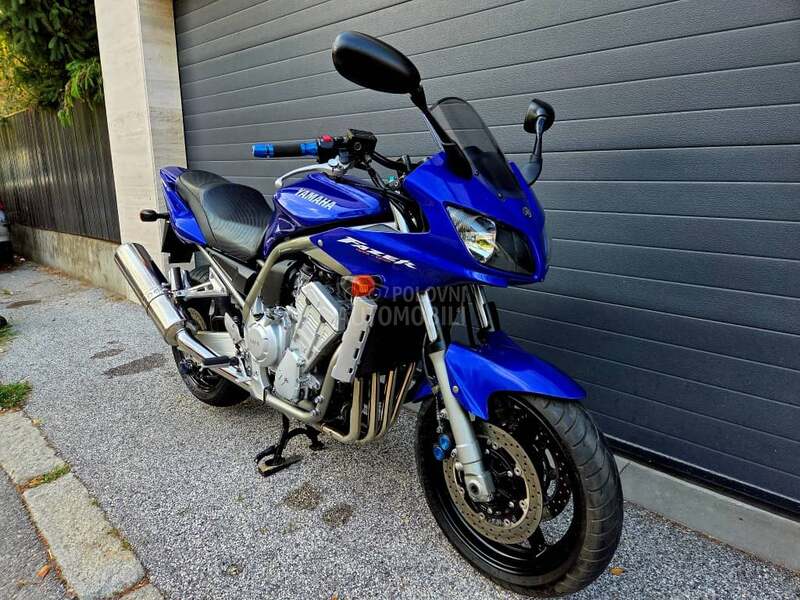 Yamaha FZS 1000 Fazer