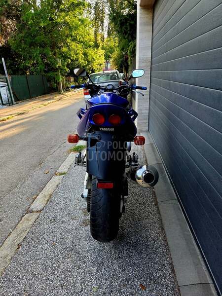 Yamaha FZS 1000 Fazer