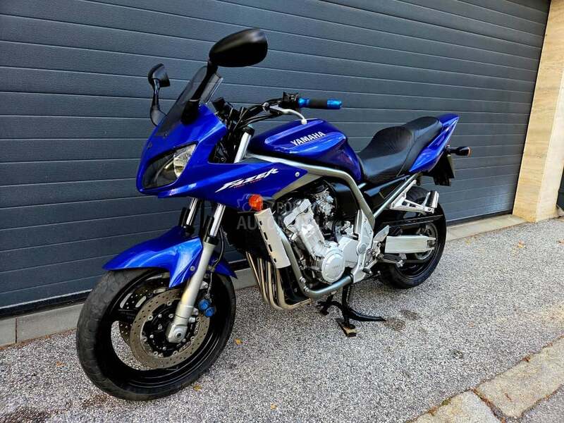 Yamaha FZS 1000 Fazer