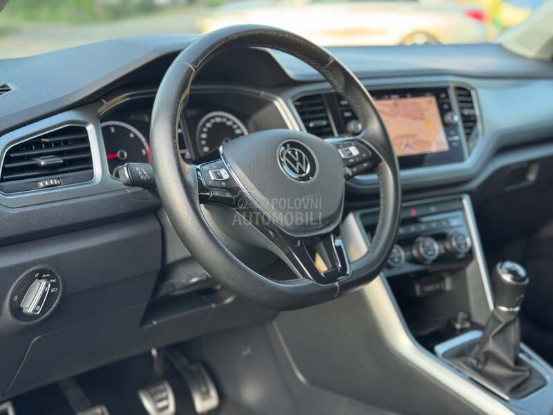Volkswagen T-Roc 2.0 MATRIX ACTIVE