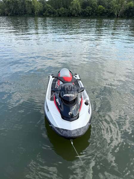 Sea-Doo Wakepro 215