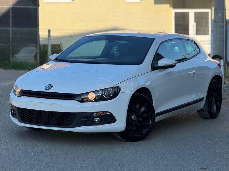 Volkswagen Scirocco 1.4Tsi CH Xenon