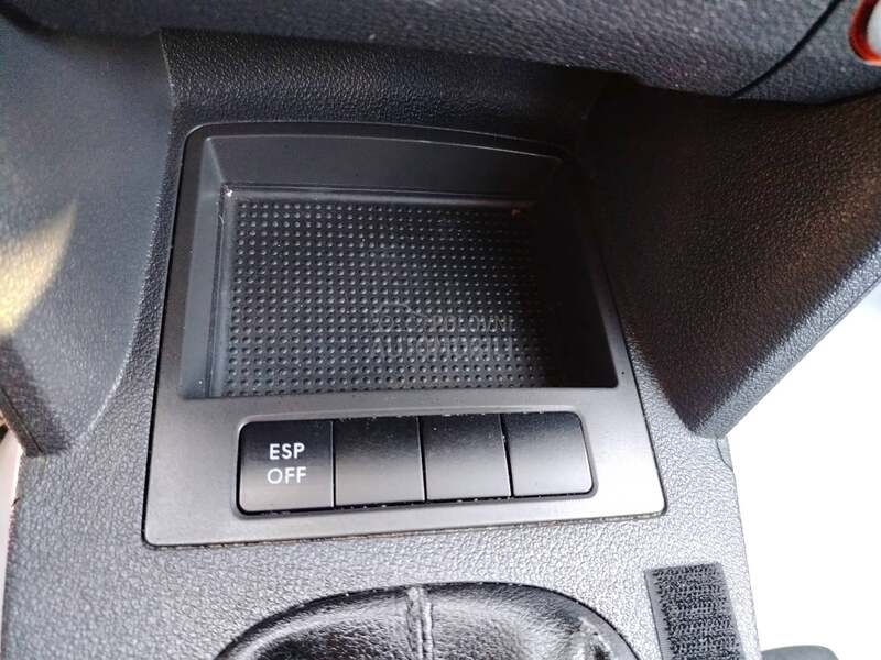 Volkswagen Touran 2.0 CNG 7 SEDISTA