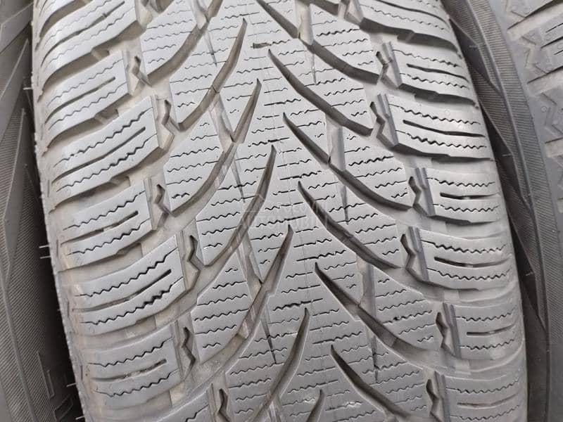 Nokian 225/65 R17 Zimska
