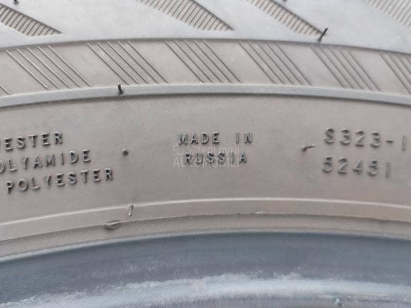 Nokian 225/65 R17 Zimska