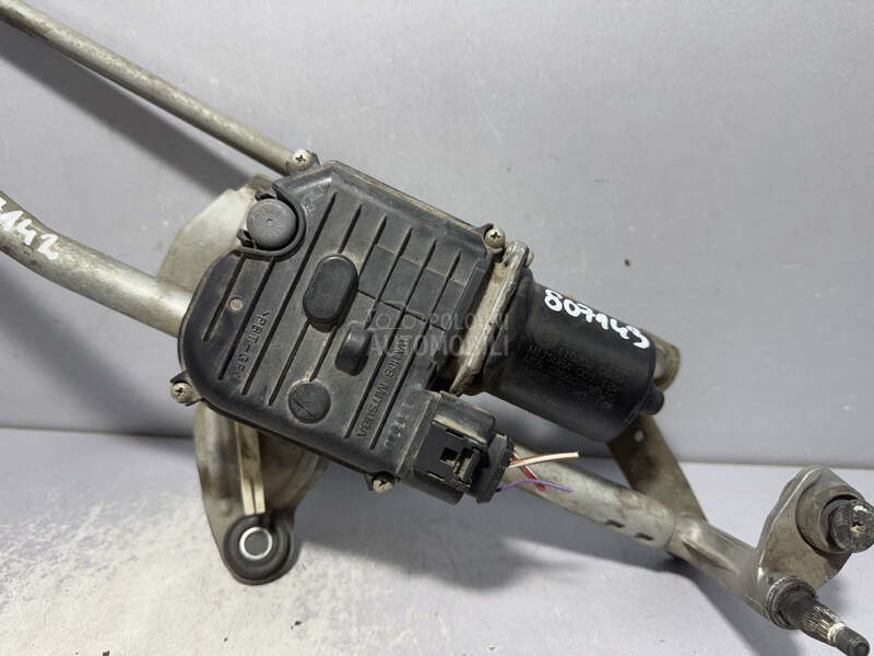 MOTORIC PREDNJEG BRISACA