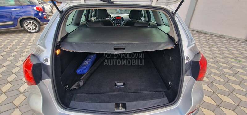 Opel Astra J 1.7 CDTI RESTAJLING
