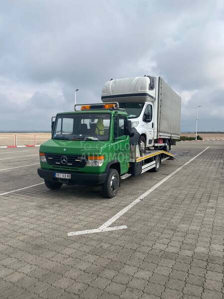 Mercedes Benz Vario 813