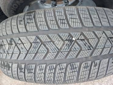 Pirelli 255/55 R18 Zimska